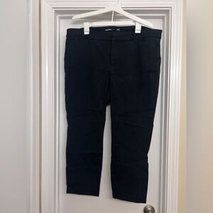 Old Navy Black Pixie Ankle Pants Size 18
